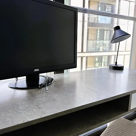 1Bed Flat With City Views - 1Min Walk To Tube Station London Exterior photo